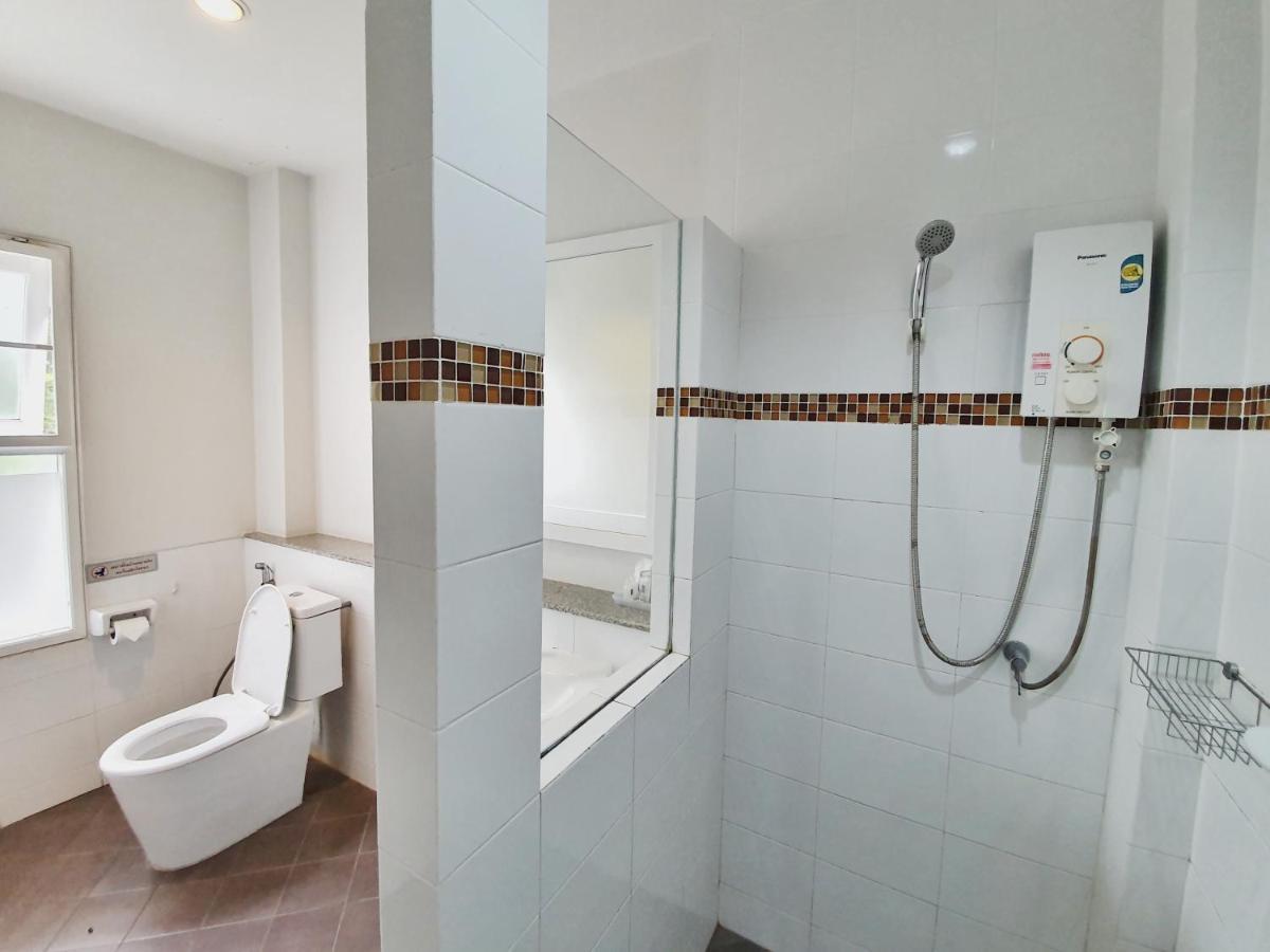 Orchid Surin Apartamento Exterior foto