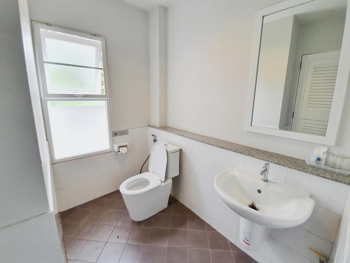 Orchid Surin Apartamento Exterior foto