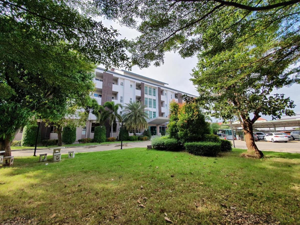 Orchid Surin Apartamento Exterior foto